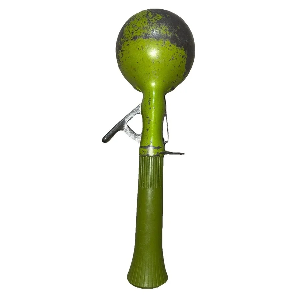 Vintage Disher Ice Cream Scoop Green Bonny Products USA  Size 16 2.5
